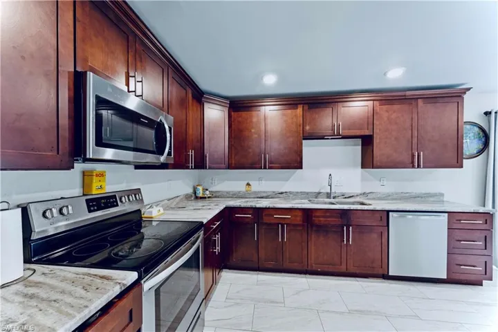 904 8th Ave, Lehigh Acres, Florida 33972