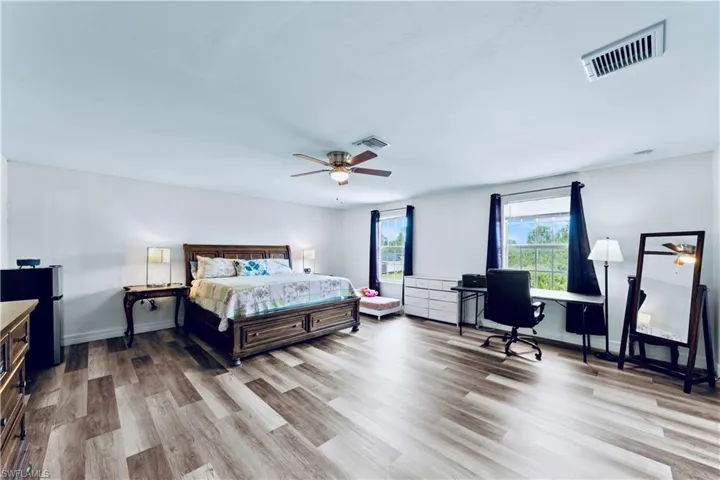 904 8th Ave, Lehigh Acres, Florida 33972