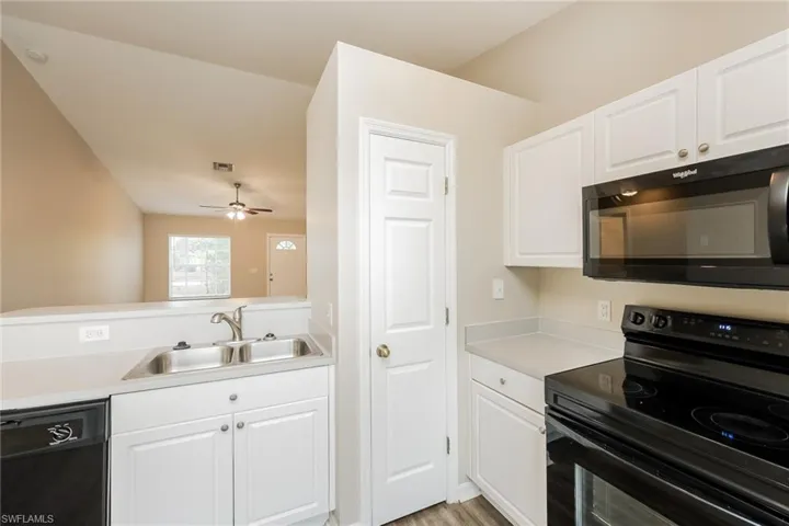 215 Manasota St, Fort Myers, Florida 33913