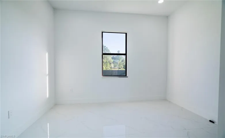 2516 24th St W, Lehigh Acres, Florida 33971