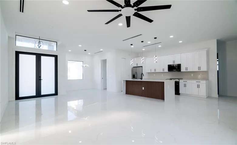 2516 24th St W, Lehigh Acres, Florida 33971