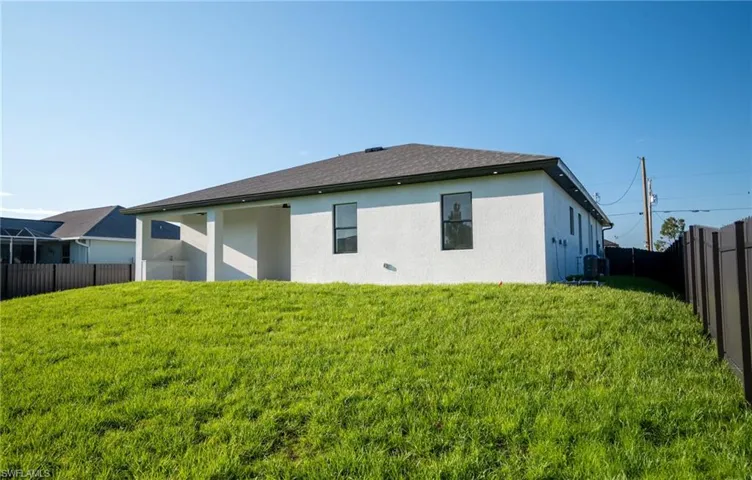 2516 24th St W, Lehigh Acres, Florida 33971