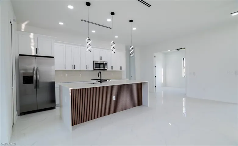 2516 24th St W, Lehigh Acres, Florida 33971
