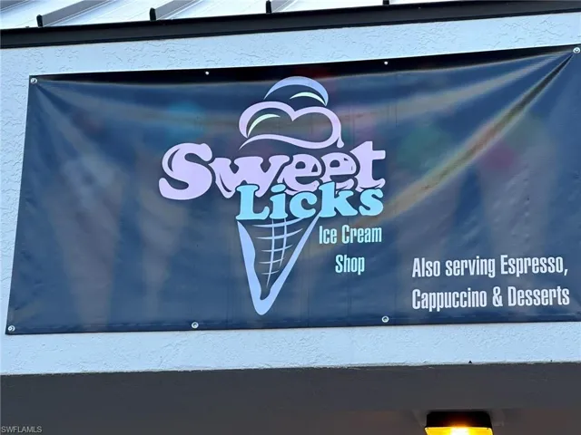 SWEET LICKS