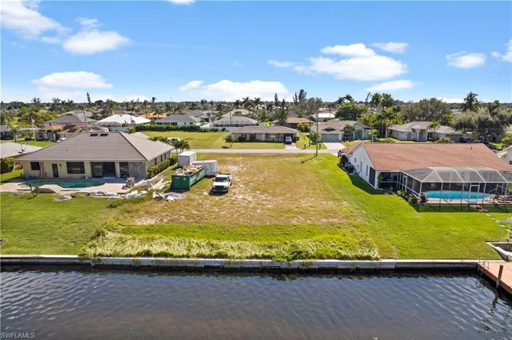 229 Se 28th Ter, Cape Coral, Florida 33904