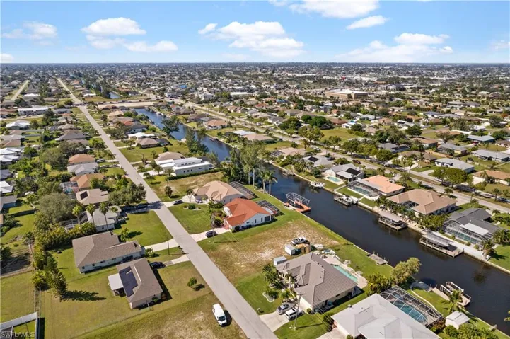 229 Se 28th Ter, Cape Coral, Florida 33904
