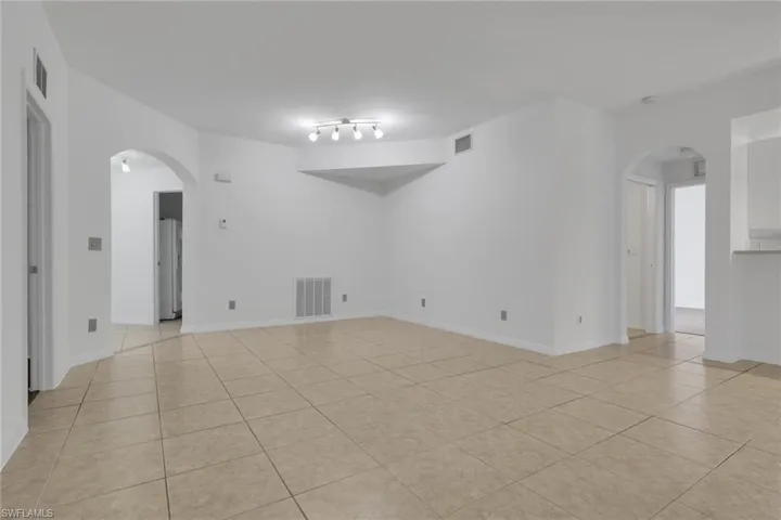 11837 Bayport Ln 703, Fort Myers, Florida 33908
