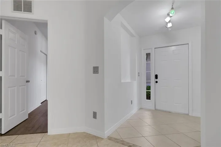 11837 Bayport Ln 703, Fort Myers, Florida 33908