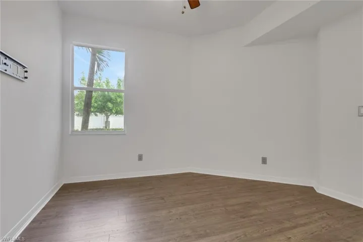 11837  Bayport  LN, Fort Myers, FL 33908