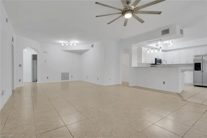 11837 Bayport Ln 703, Fort Myers, Florida 33908