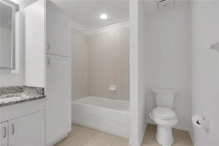 11837  Bayport  LN, Fort Myers, FL 33908