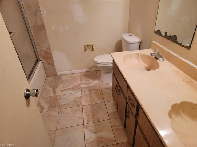 Upstairs Bathroom