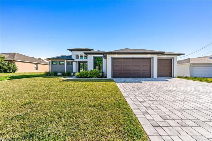 230 SE 6th TER, CAPE CORAL FL 33990