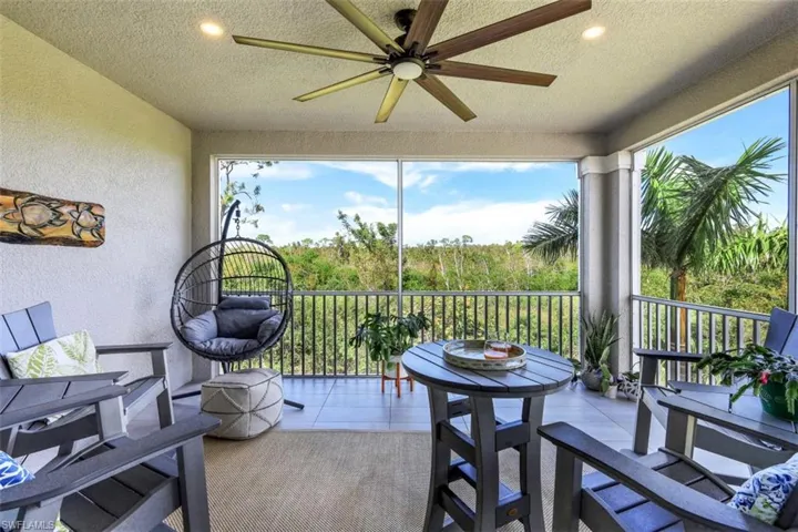 164  Indies E DR, Naples, FL 34114