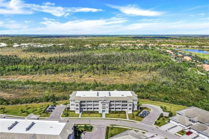 164  Indies E DR, Naples, FL 34114