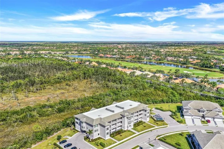 164  Indies E DR, Naples, FL 34114