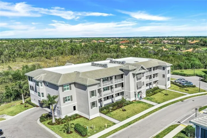164  Indies E DR, Naples, FL 34114