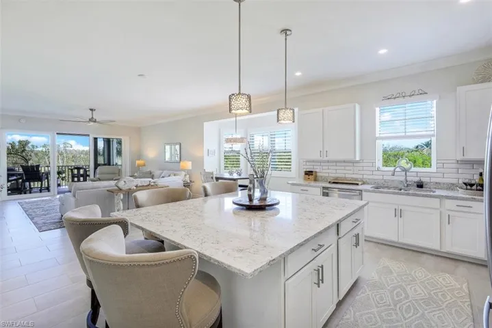164  Indies E DR, Naples, FL 34114