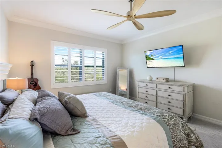 164  Indies E DR, Naples, FL 34114