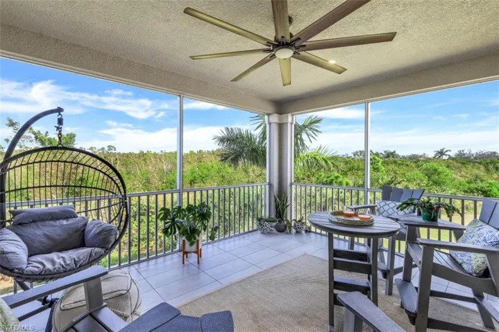 164  Indies E DR, Naples, FL 34114