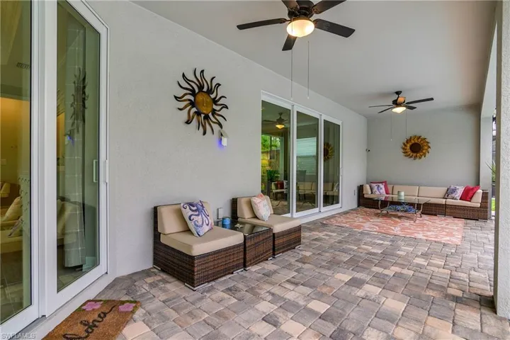 14985 Blue Bay Cir, Fort Myers, Florida 33913