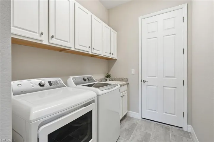 19079 Elston Way, Estero, Florida 33928