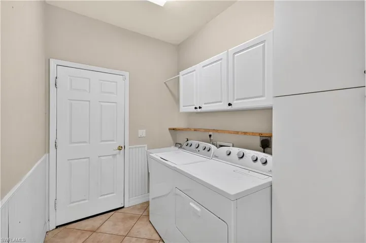 7930  Sandel Wood W CIR, Fort Myers, FL 33908