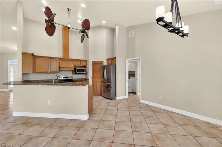 7930  Sandel Wood W CIR, Fort Myers, FL 33908