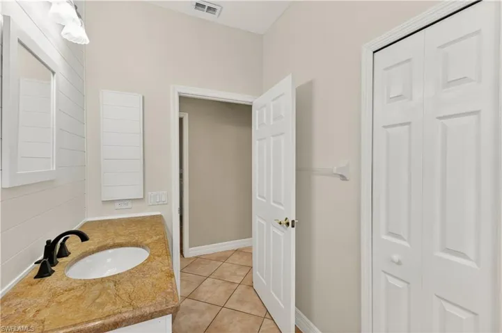 7930  Sandel Wood W CIR, Fort Myers, FL 33908