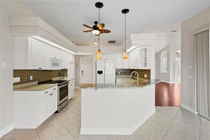 2507 SE 22nd CT, CAPE CORAL FL 33904