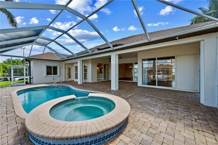 2507 SE 22nd CT, CAPE CORAL FL 33904