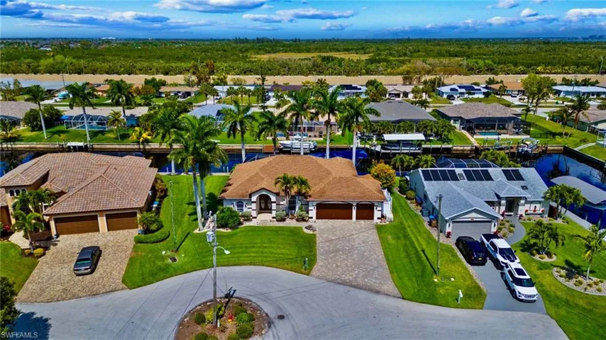 2507 SE 22nd CT, CAPE CORAL FL 33904