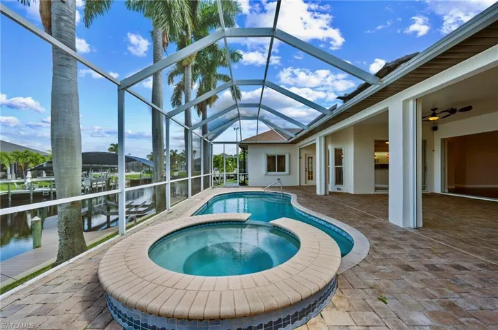 2507 SE 22nd CT, CAPE CORAL FL 33904