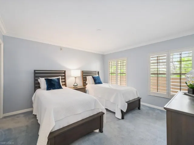 26880  Wedgewood  DR, Bonita Springs, FL 34134
