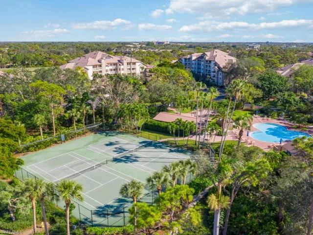 Wedgewood Community Courts