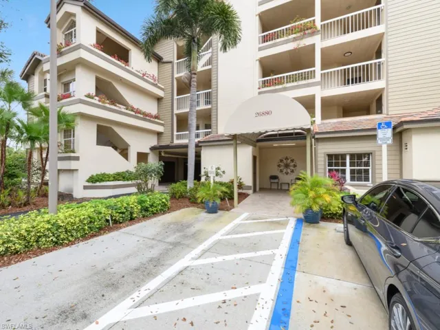 26880  Wedgewood  DR, Bonita Springs, FL 34134