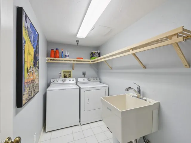 26880  Wedgewood  DR, Bonita Springs, FL 34134