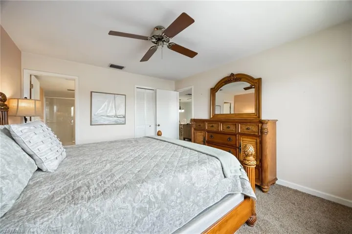 3813 Se 11th Pl 1214, Cape Coral, Florida 33904