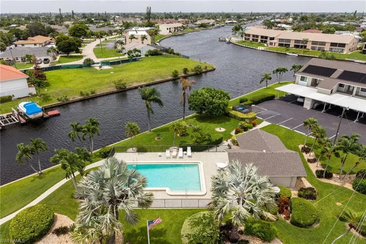 3813 Se 11th Pl 1214, Cape Coral, Florida 33904