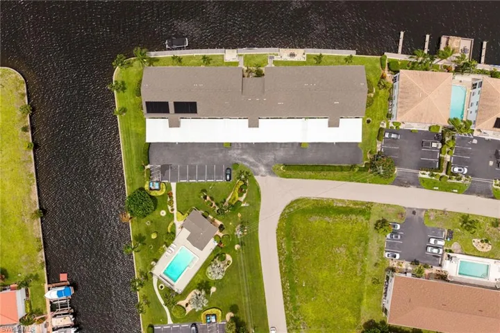 3813 Se 11th Pl 1214, Cape Coral, Florida 33904