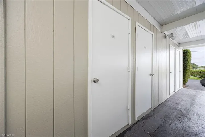 3813 Se 11th Pl 1214, Cape Coral, Florida 33904