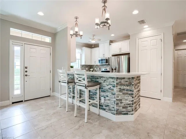 10408  Santiva  WAY, Fort Myers, FL 33908