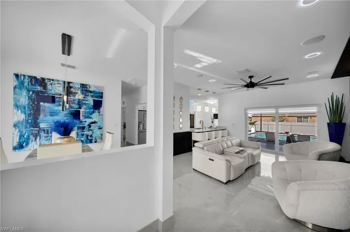 1002 Ne 2nd Ave, Cape Coral, Florida 33909