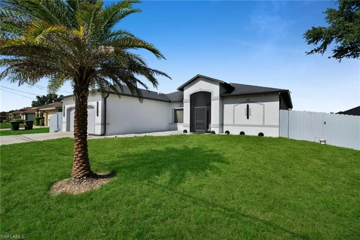 1002 Ne 2nd Ave, Cape Coral, Florida 33909