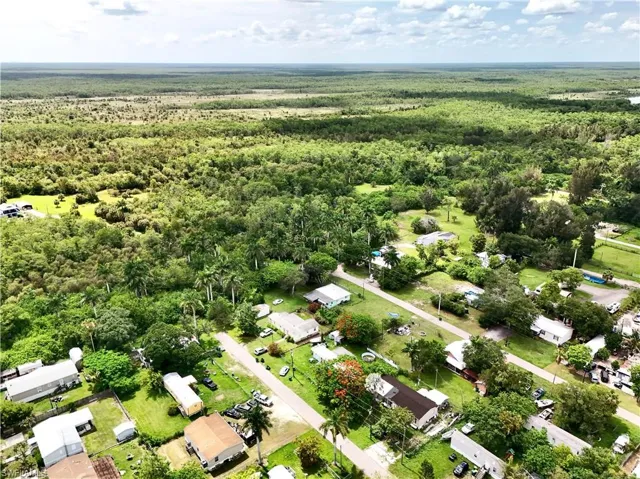 238 Old Train Ln, Other, Florida 34137