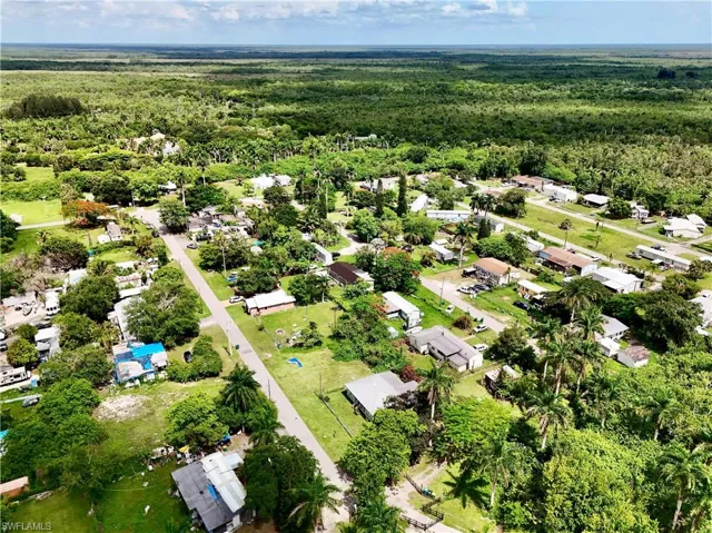 238 Old Train Ln, Other, Florida 34137