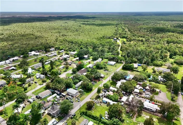 238 Old Train Ln, Other, Florida 34137