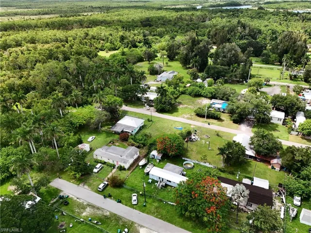 238 Old Train Ln, Other, Florida 34137