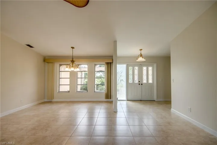 205 Sw 8th St, Cape Coral, Florida 33991