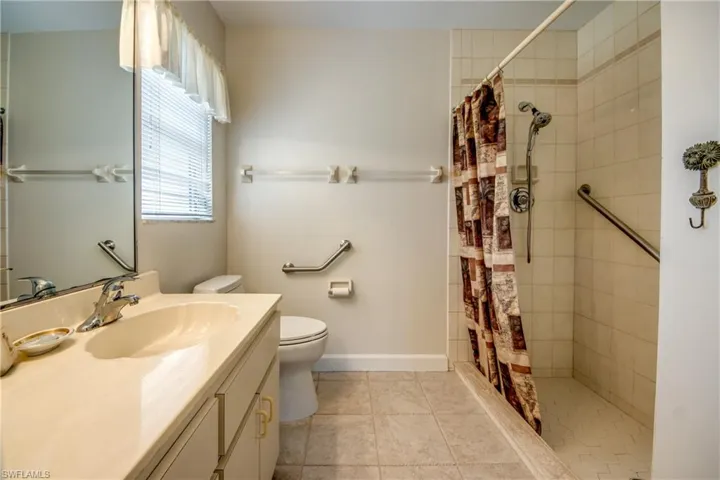 205 Sw 8th St, Cape Coral, Florida 33991